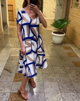 Delia - Elegant Dress with Geometric Pattern