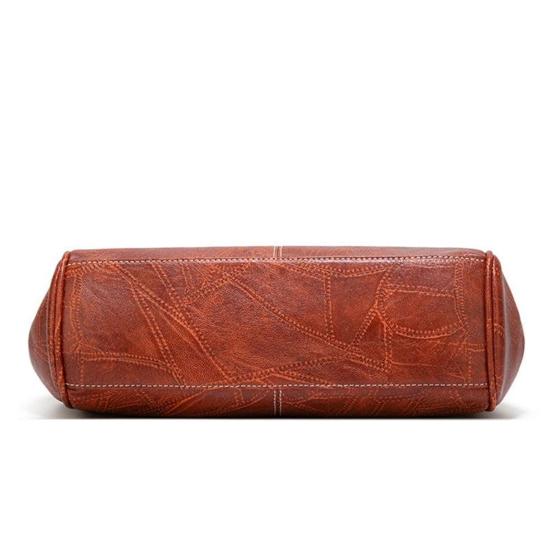 Mila | Timeless Vintage Bag with Elegant Toggle Closure