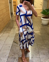 Delia - Elegant Dress with Geometric Pattern