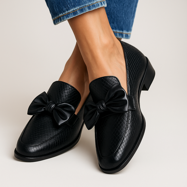 Claudia | Loafer with Bow