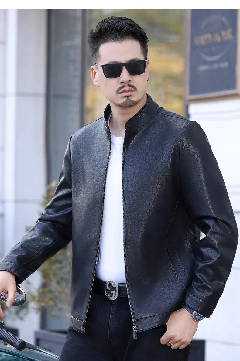 Loke™ Noir – Elegant Leather Coat with High Collar and Clean Lines