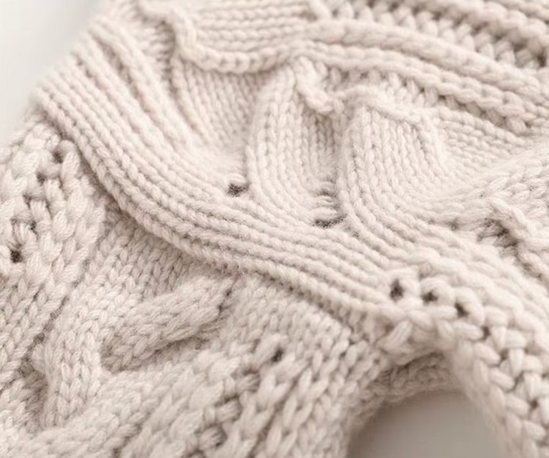 Hearthmere Hollow-Twist Wool Roll Neck