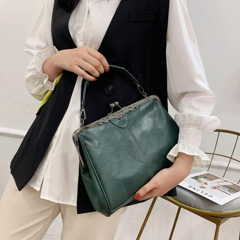 Mila | Timeless Vintage Bag with Elegant Toggle Closure